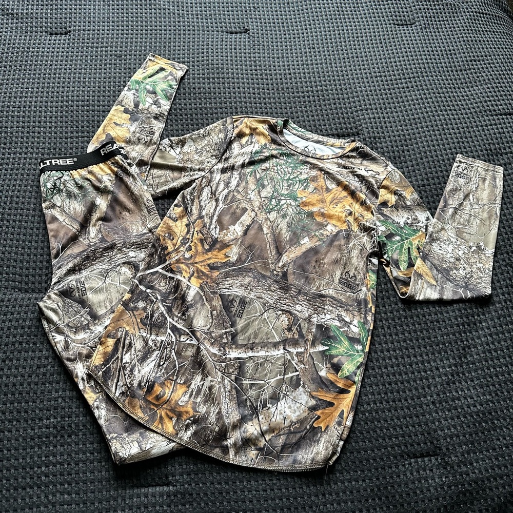 Realtree Camo Long Sleeve & Pant dri fit shirt -  XL 14/16